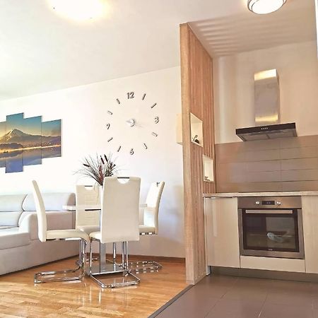 Apartment Stefano Bar Luaran gambar