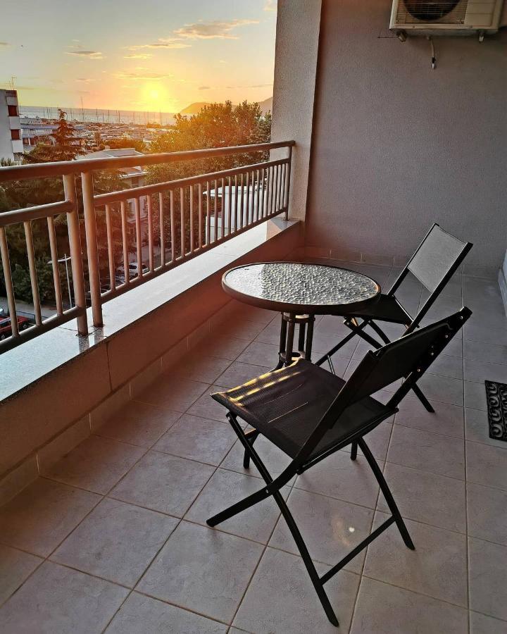 Apartment Stefano Bar Luaran gambar